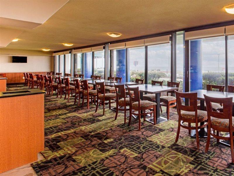Coastal Hotel & Suites Virginia Beach - Oceanfront ภายนอก รูปภาพ