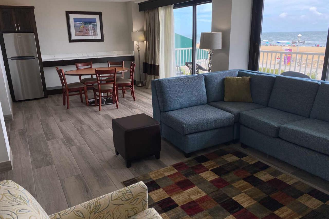 Coastal Hotel & Suites Virginia Beach - Oceanfront ภายนอก รูปภาพ