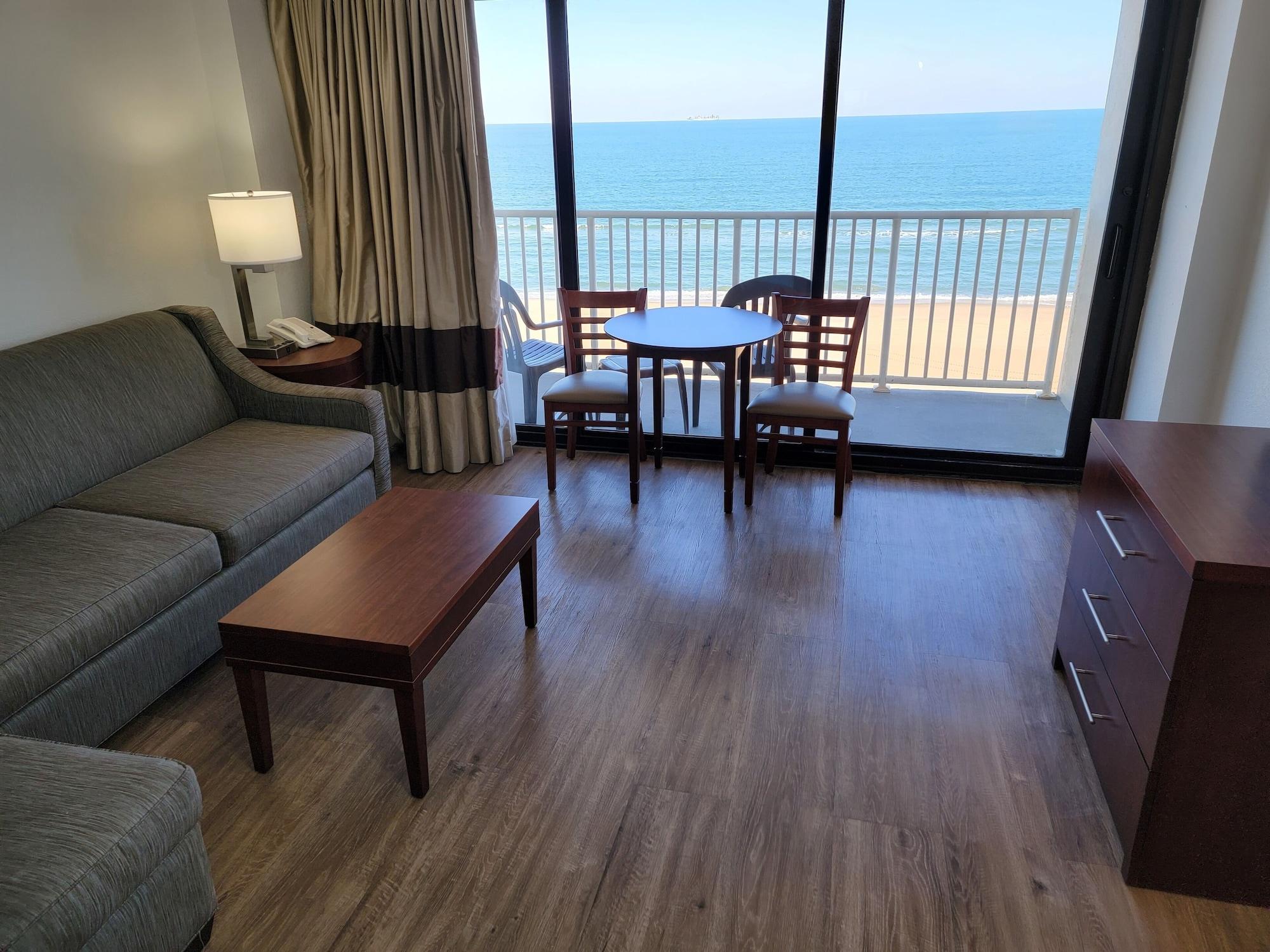 Coastal Hotel & Suites Virginia Beach - Oceanfront ภายนอก รูปภาพ