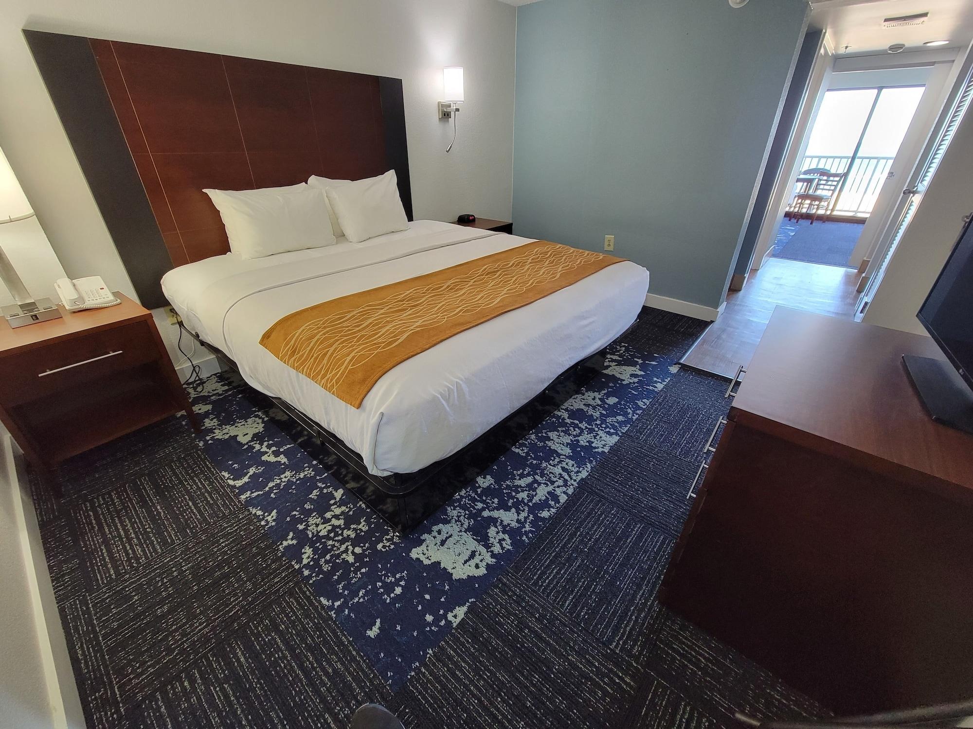 Coastal Hotel & Suites Virginia Beach - Oceanfront ภายนอก รูปภาพ