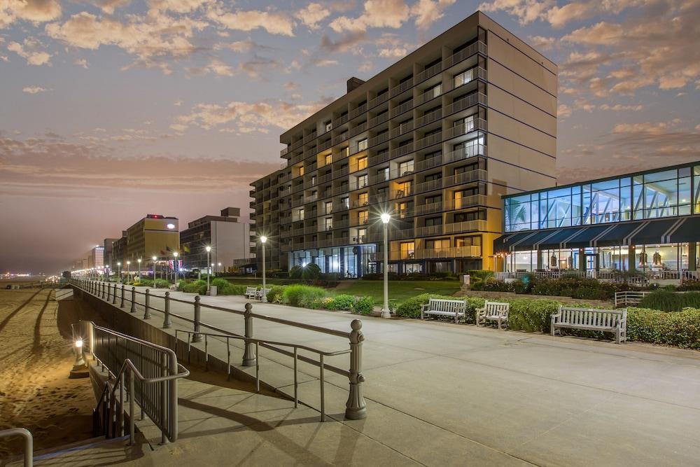 Coastal Hotel & Suites Virginia Beach - Oceanfront ภายนอก รูปภาพ