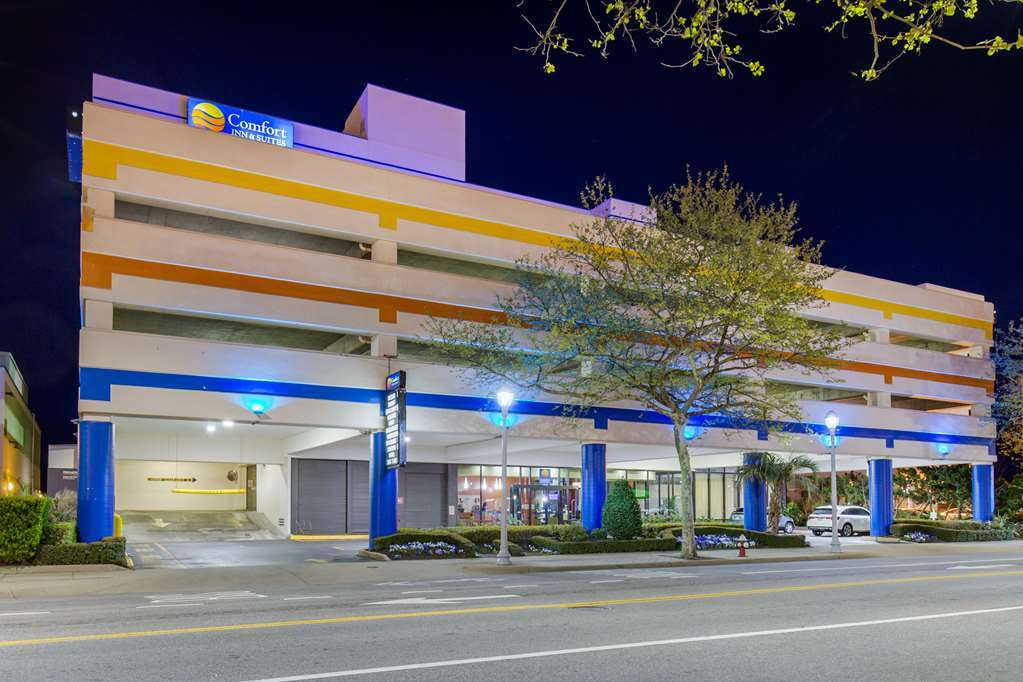 Coastal Hotel & Suites Virginia Beach - Oceanfront ภายนอก รูปภาพ