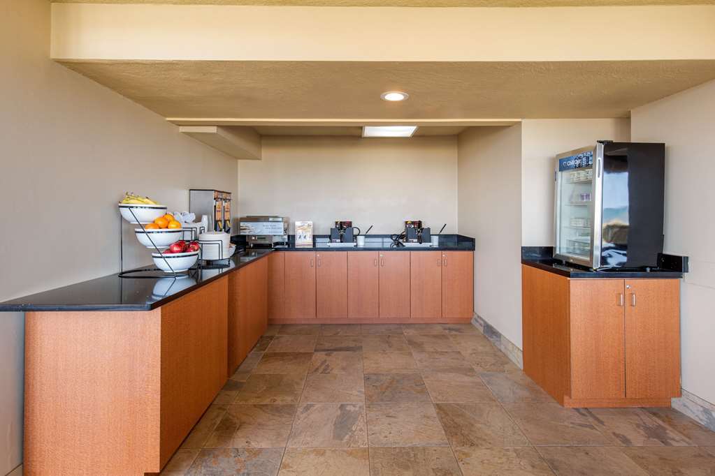 Coastal Hotel & Suites Virginia Beach - Oceanfront ร้านอาหาร รูปภาพ