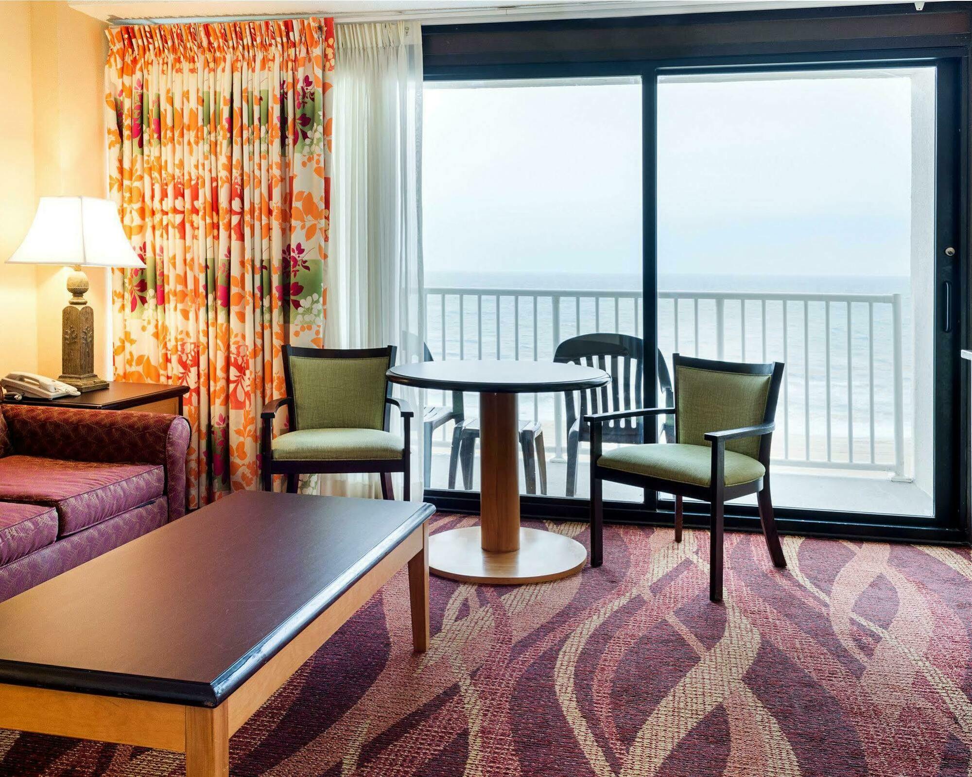 Coastal Hotel & Suites Virginia Beach - Oceanfront ภายนอก รูปภาพ